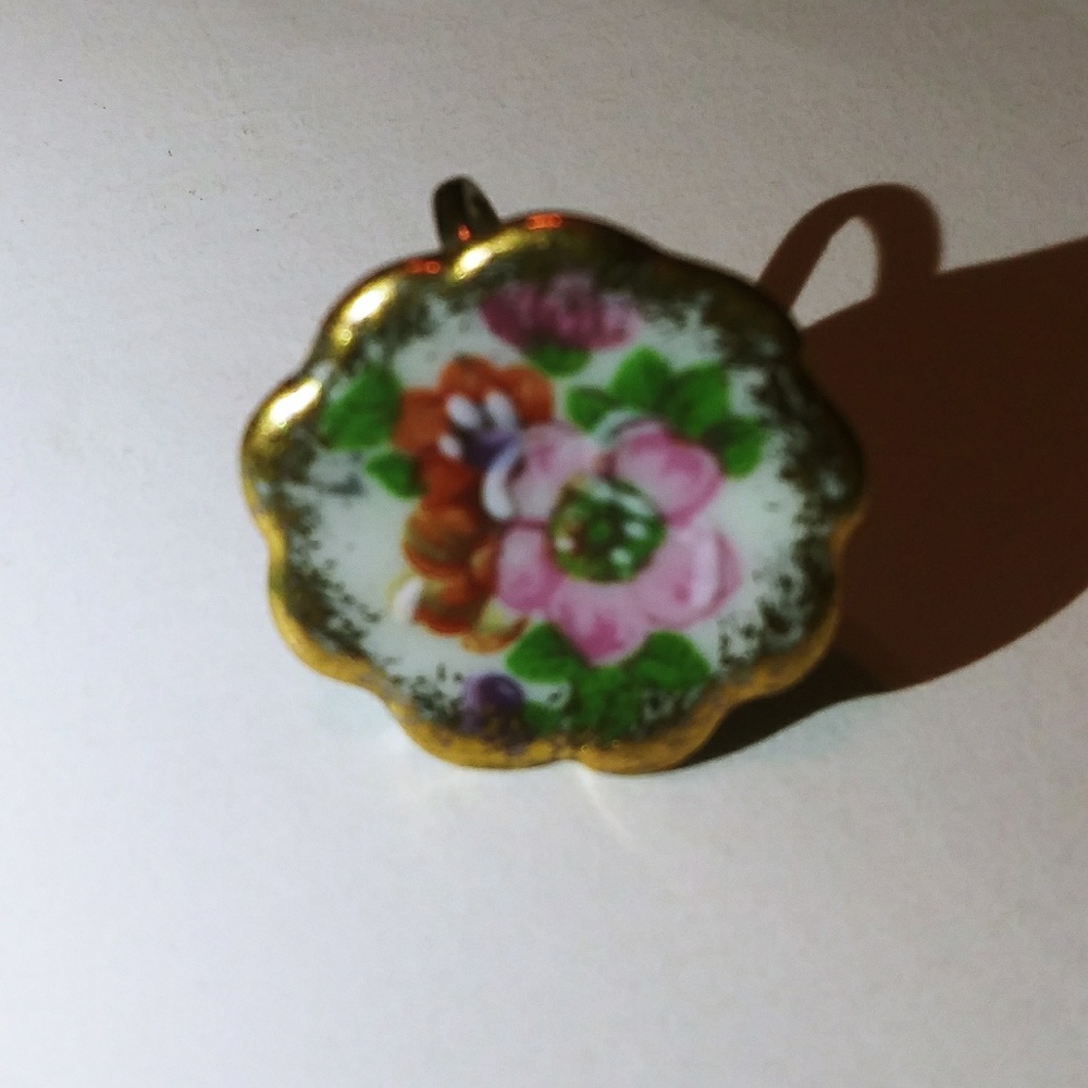 Vintage France limoges screwback earrings